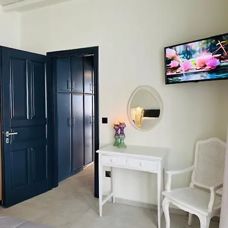 Memories * Ornos (Mykonos)